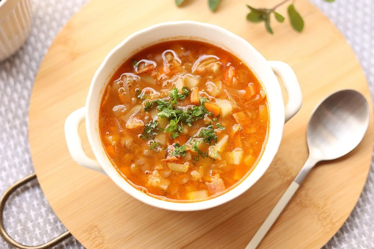 Lentil soup with carrots, a traditional dish rich in plant-source iron and folate