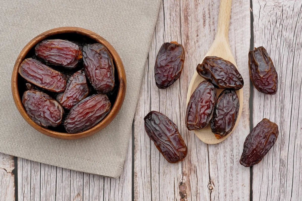 Medjool dates, a traditional fruit rich in iron and natural sugars that sustain energy