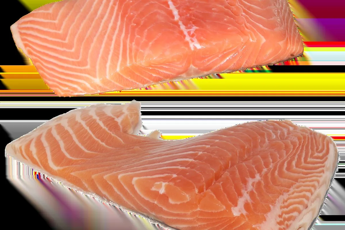 Oméga 3 au Maroc : cœur, cerveau, vision & science 13 Capsules molles d'huile de poisson oméga 3 dorées et translucides en gros plan sur fond clair